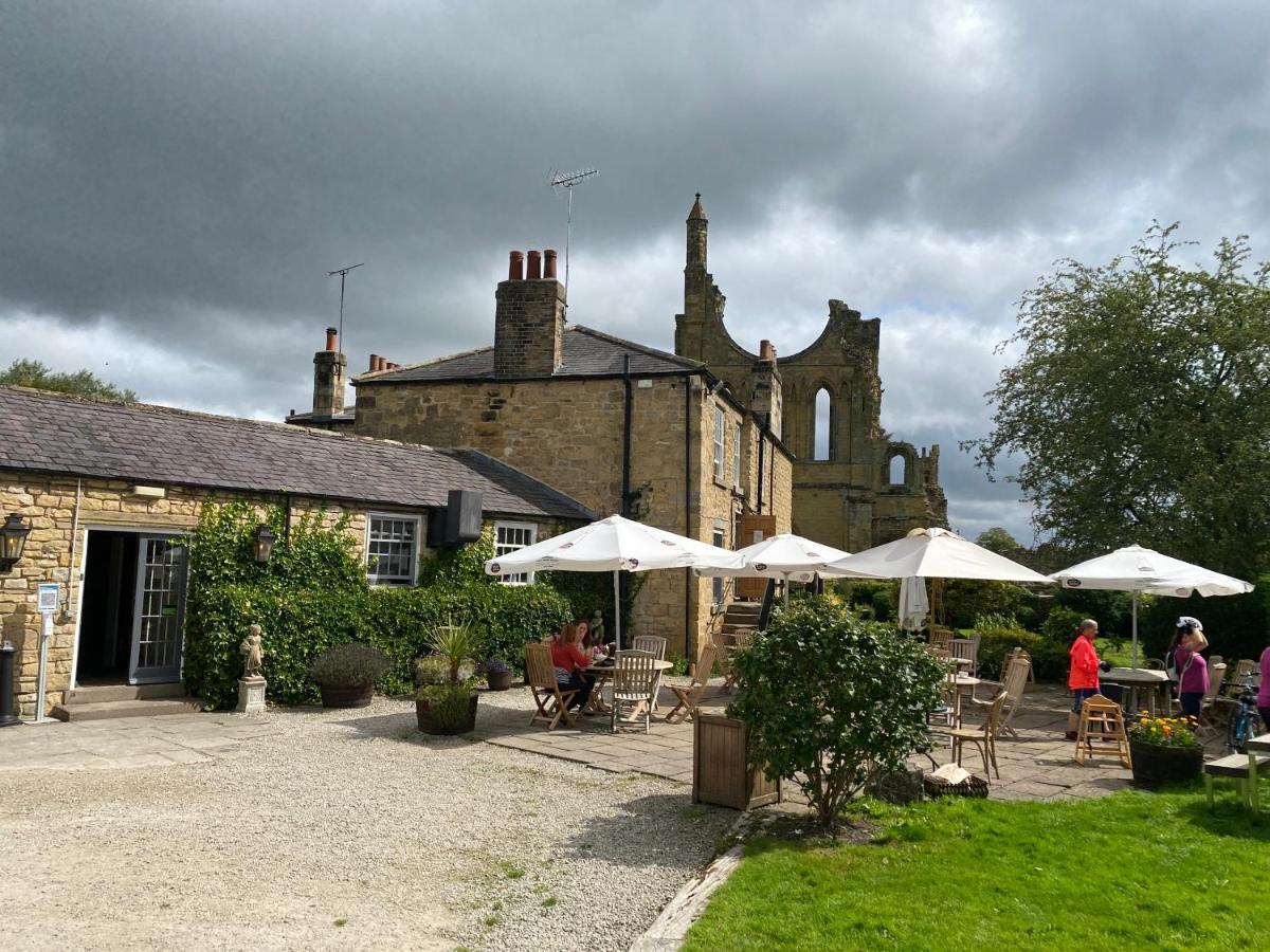 Byland Abbey Inn Coxwold Exterior photo